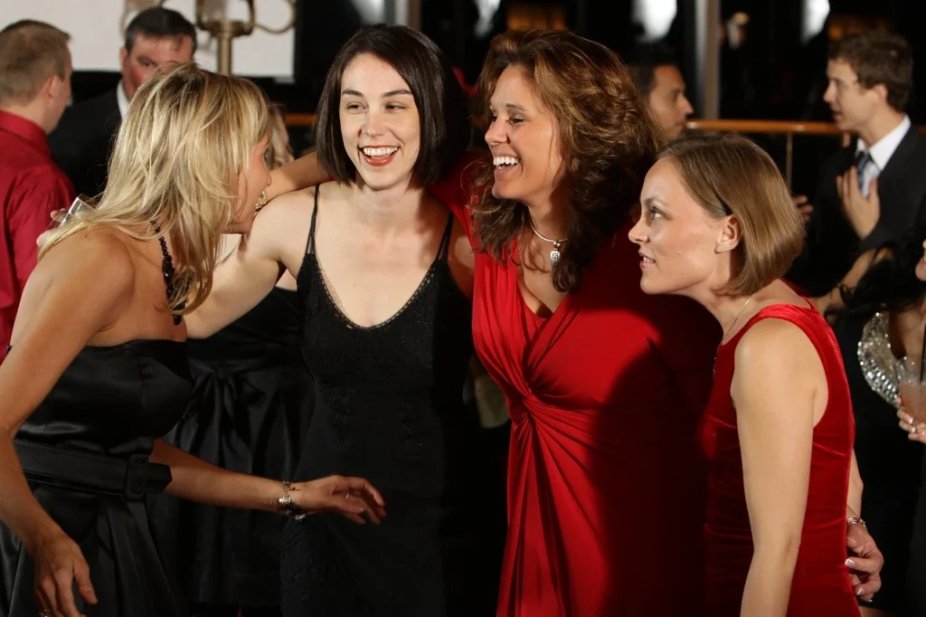 Ženy na firemním vánočním večírku