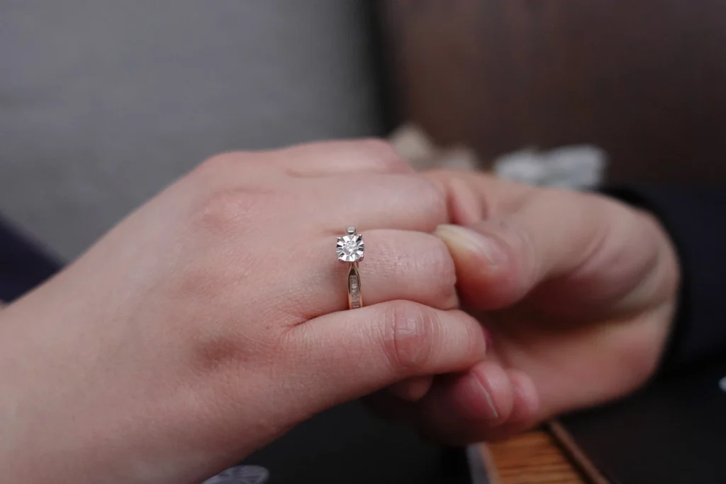 Zásnubní prsten diamant